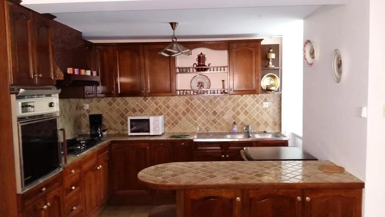 Ty Dreux Entre Terre Et Mer Saint-Thegonnec Loc-Eguiner Bed & Breakfast